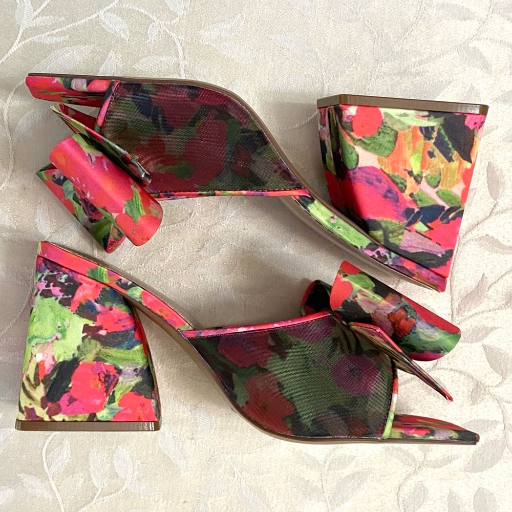 π Betsey Johnson Heeled Sandals Womens size 11 Floral Big Bow Slip On Heels NEW - Picture 6 of 6
